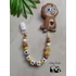 Barna színű lajháros névre szóló rágcsalánc BPA-mentes szilikonból, gravírozott névvel és prémium díszdobozban – Baby Panda kollekció